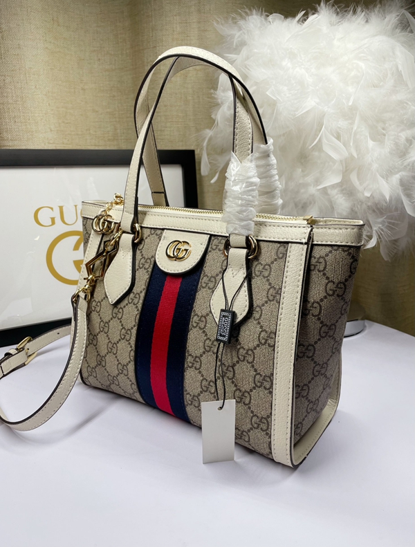 激安グッチバッグコピー側面デザイン